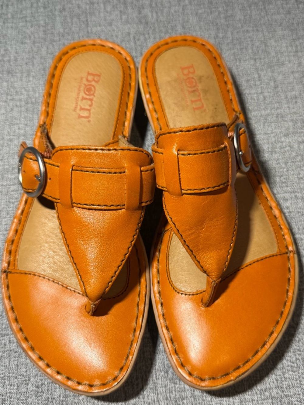 BORN Orange Leather Thong Wedge Sandals🍊 - Picture 5 of 10